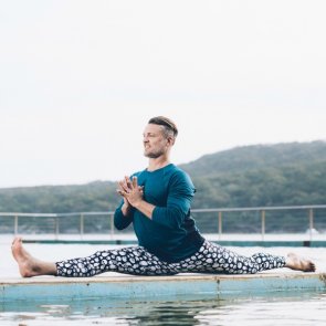 living in the now power living australia yoga